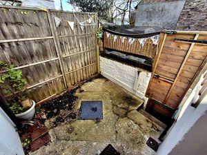 Photo 1- click for photo gallery